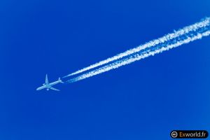 N2846U Boeing B777-322 (ER) United Airlines